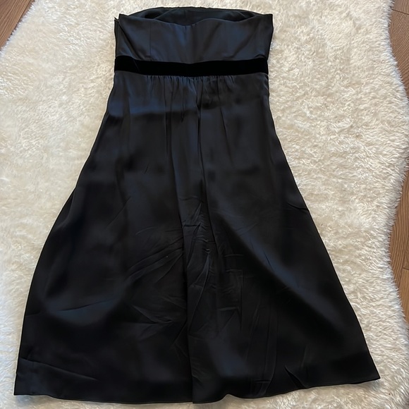 Black strapless dress - Picture 3 of 5